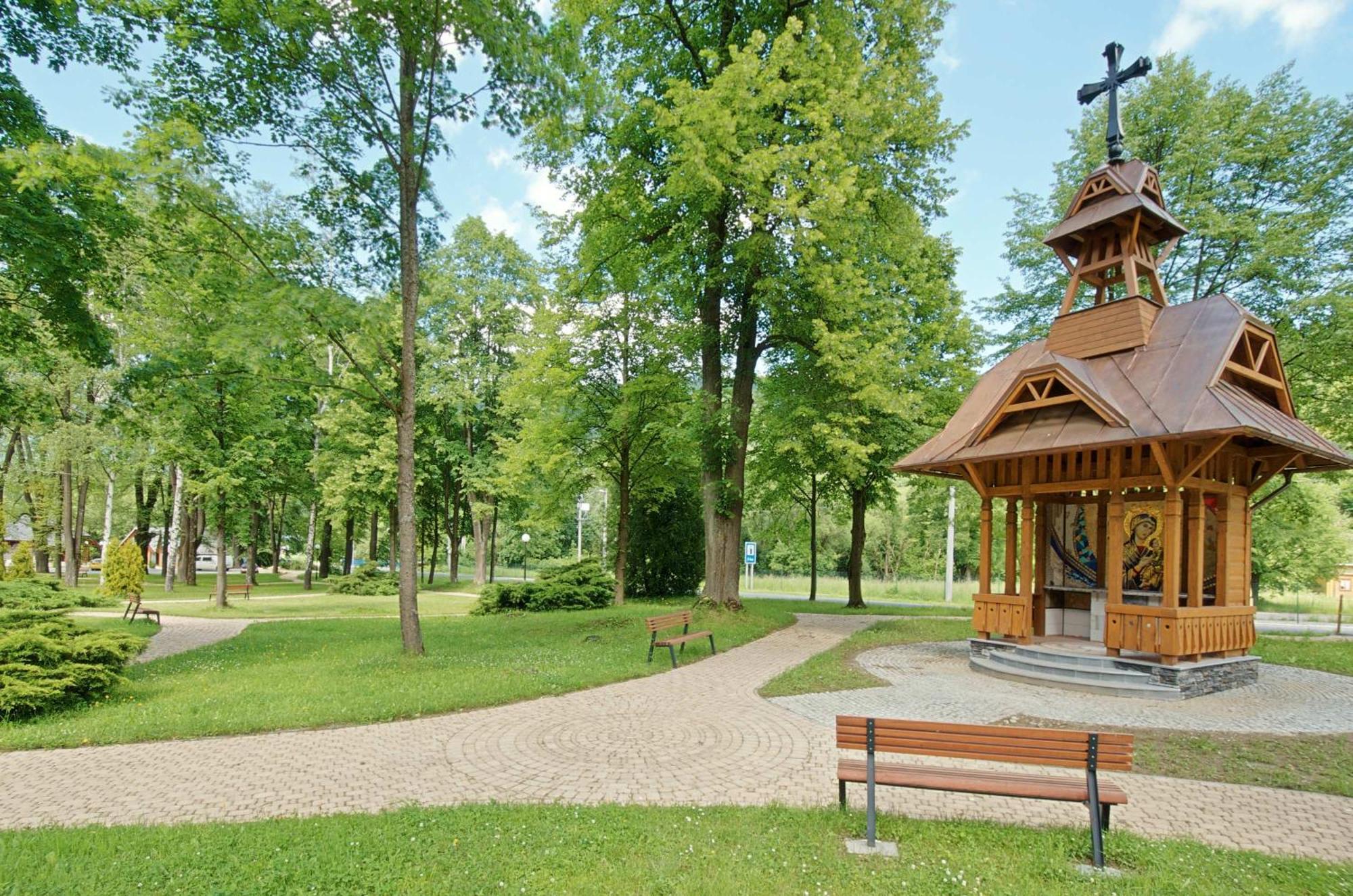 Kúpeľné domčeky - KÚPELE ČERVENÝ KLÁŠTOR Smerdžonka Exterior foto