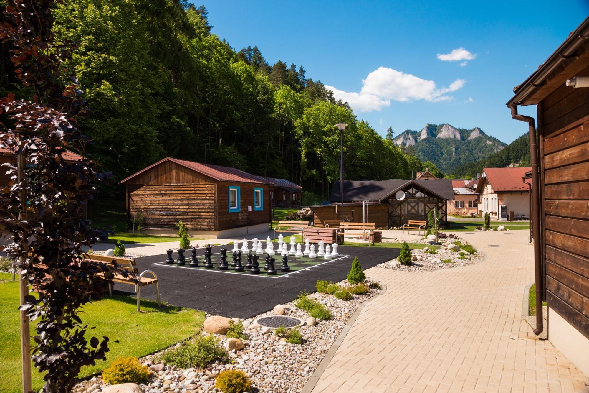 Kúpeľné domčeky - KÚPELE ČERVENÝ KLÁŠTOR Smerdžonka Exterior foto